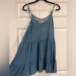 Size medium adorable blue casual shift dress